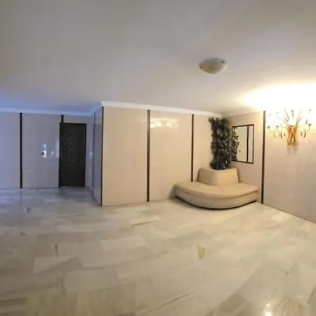 Angelos Urban Spacious Perfect For Remote Workers And Vacationers By Namaste Elite Apartment Malaga