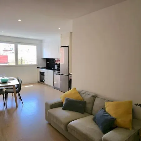 Angelos Urban Spacious Perfect For Remote Workers And Vacationers By Namaste Elite Apartment Malaga