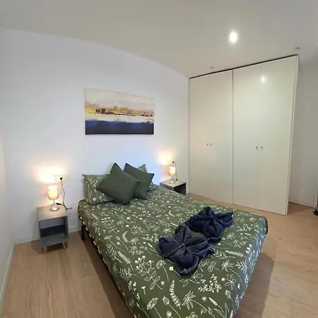 Apartment Angelos Urban Spacious Perfect For Remote Workers And Vacationers By Namaste Elite *